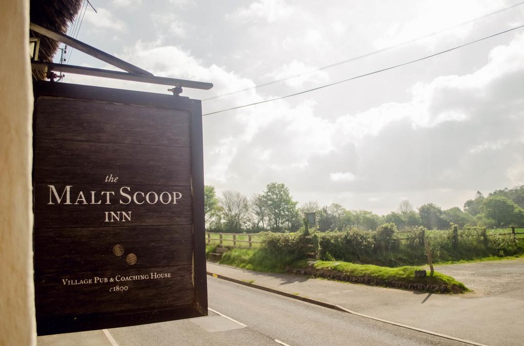 The Malt Scoop Inn Merton  Exterior photo